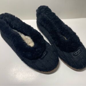 UGG Knit Slippers Women’s Size 10 – Black – Genuine Sheepskin Lining